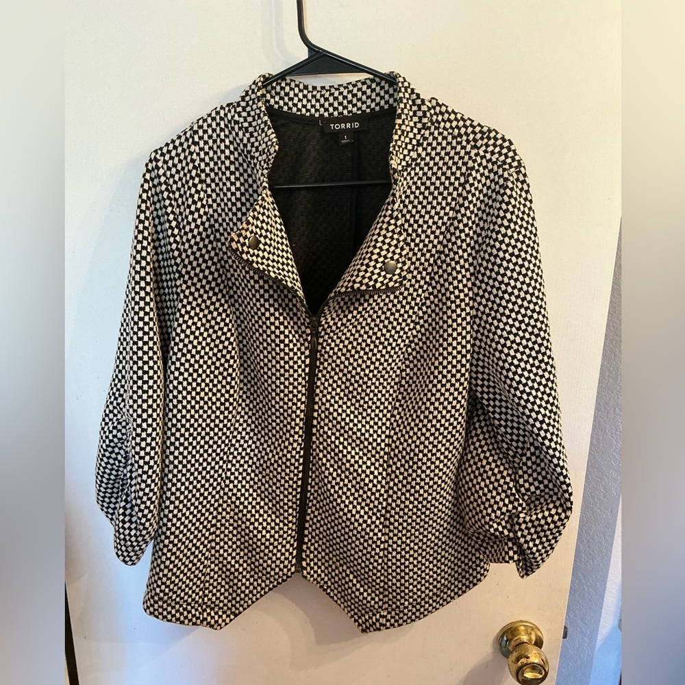 Torrid Black and Cream Textured Jacket